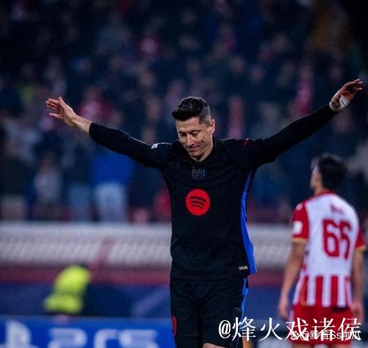 拉波尔塔与莱万经纪人会面,球员盼续约一年但巴萨态度冷静 拉波尔塔与莱万经纪人会面,球员盼续约一年但巴萨态度冷静